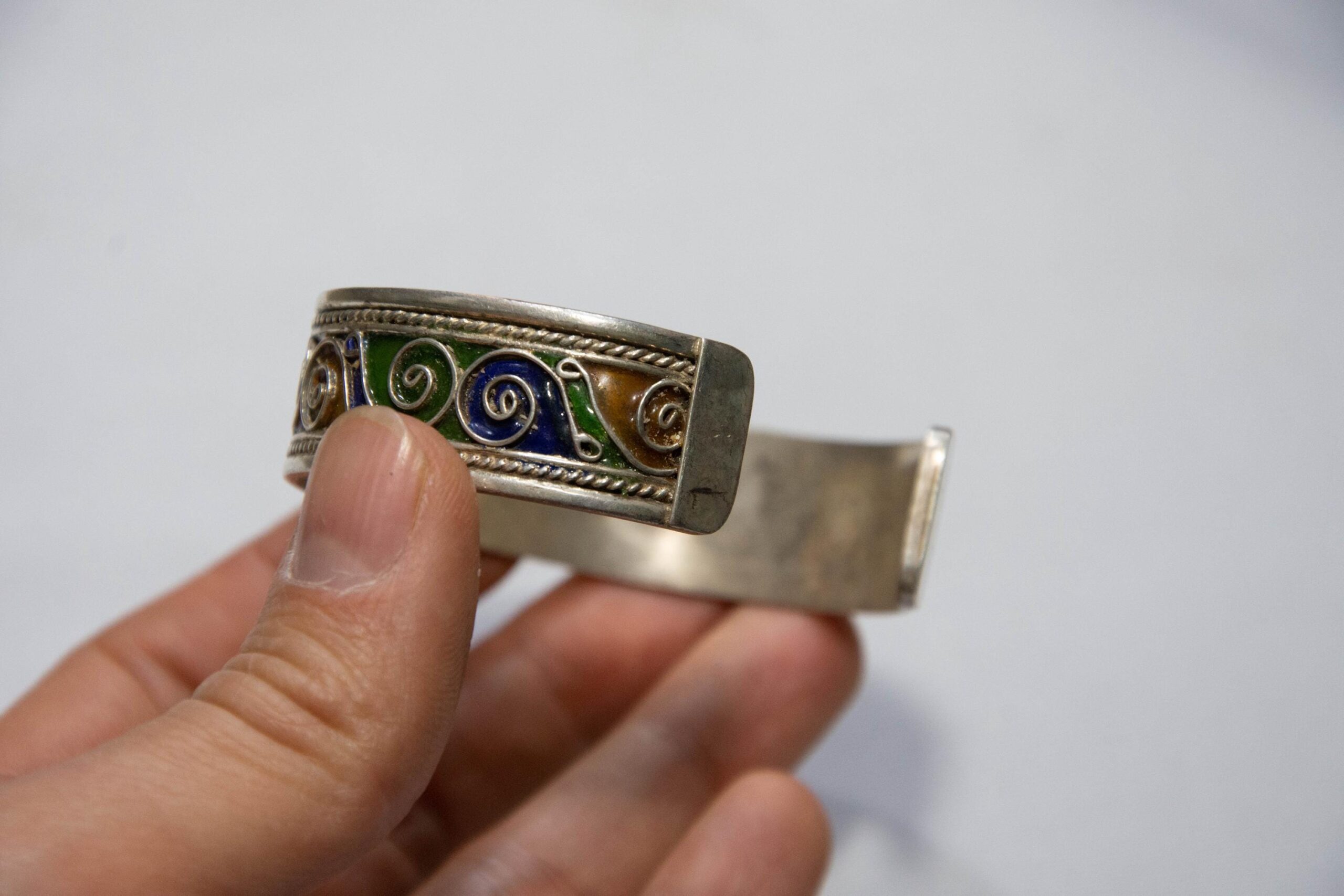 Vintage Berber Enamel Bracelet – Handcrafted Sterling Silver & Cloisonné Tribal Cuff - Image 4