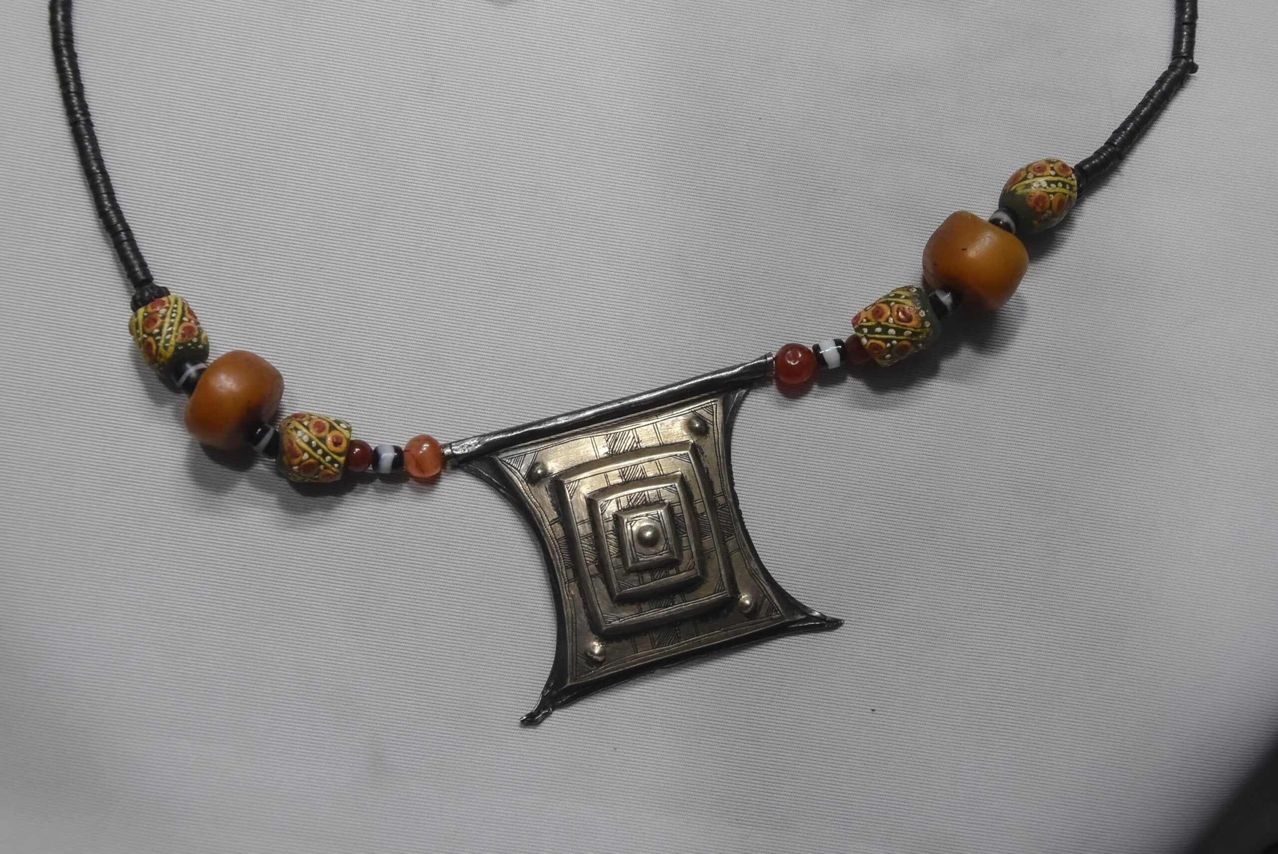 Old Tuareg Silver Tcherot Amulet Necklace with Amber and Trade Beads - Image 3