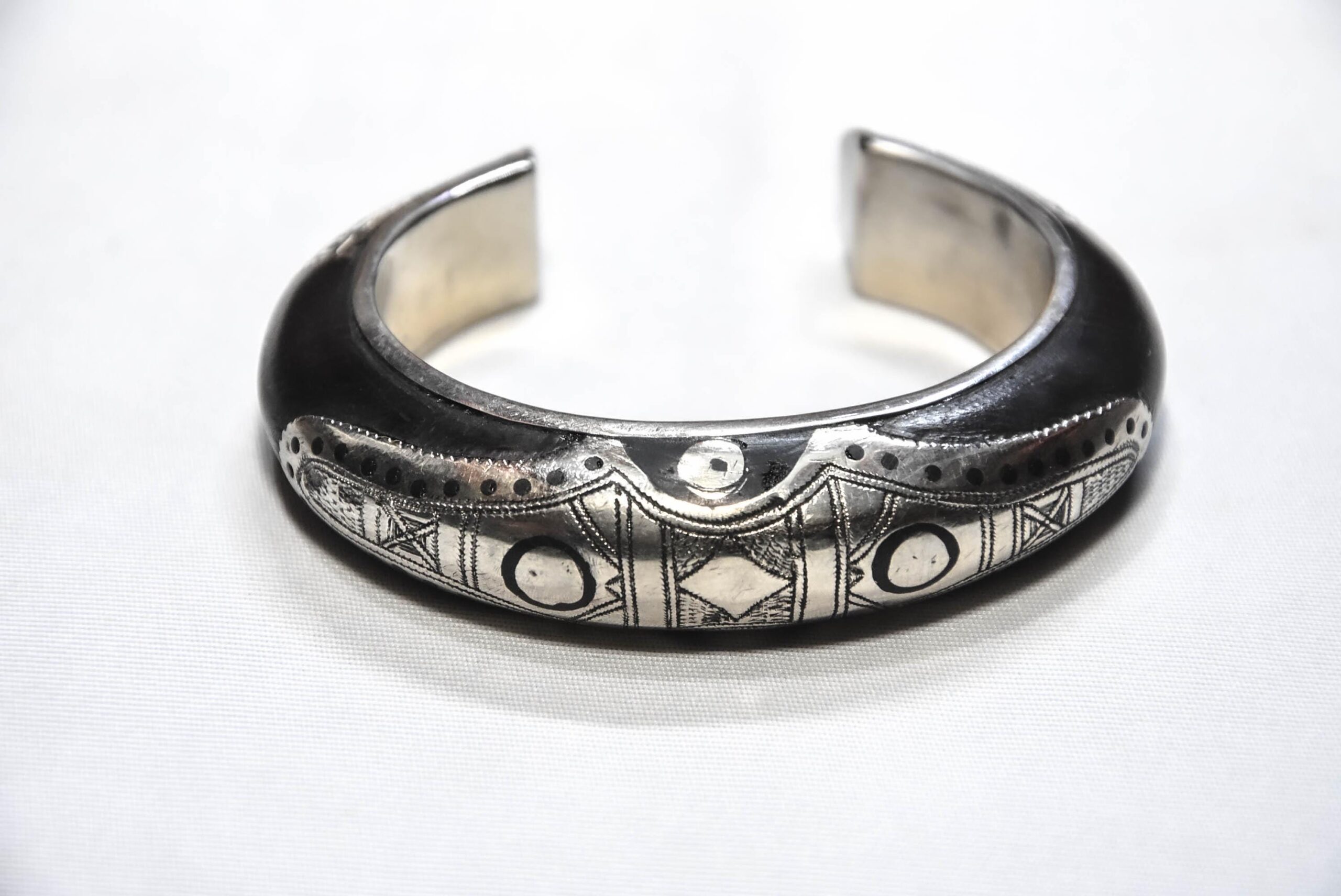 Bracelet Tuareg Silver & Ebony Wood Geometric Motif Cuff