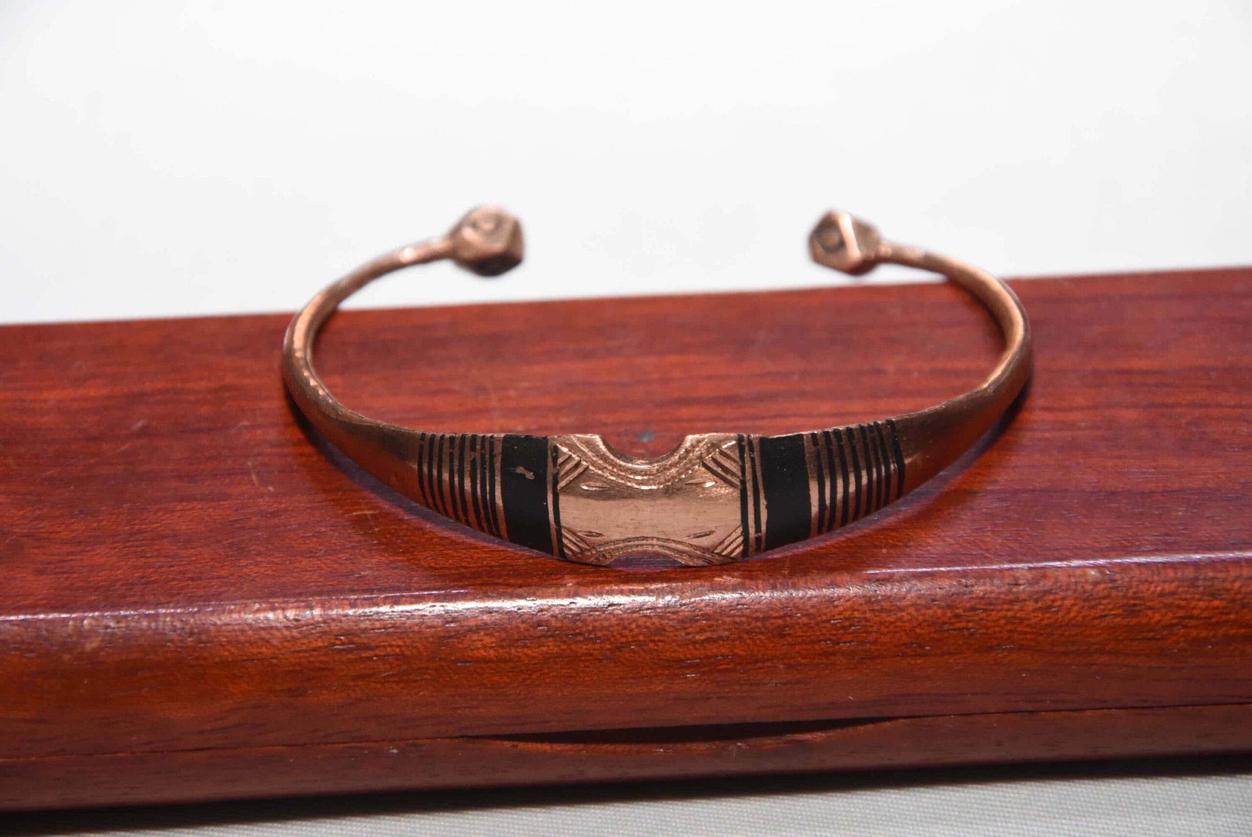tuareg bracelet brass old handmade from niger sahara desert, ethnic tribal copper - Image 6
