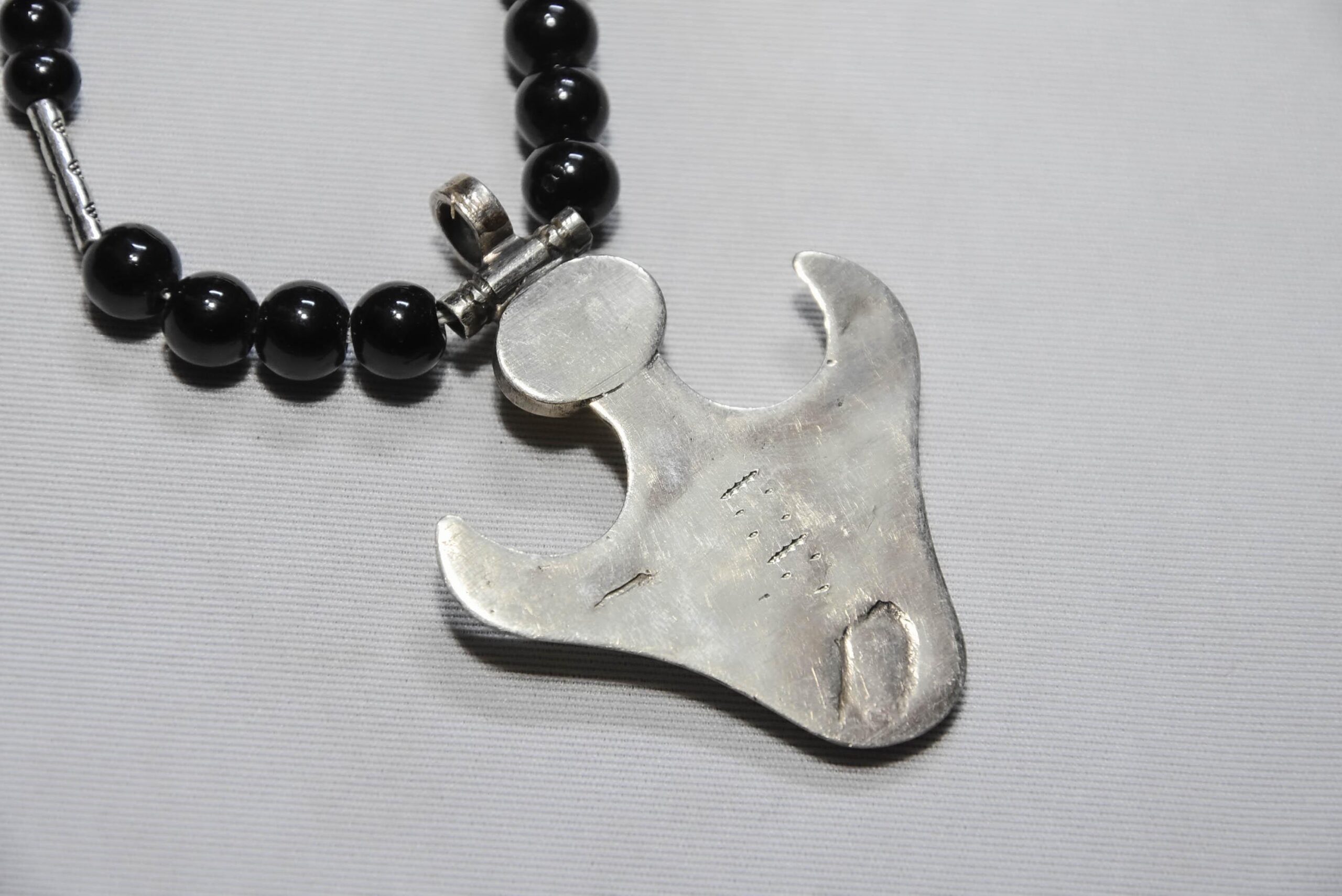 Ethnic tuareg Southern Cross Necklace Silver with onyx Beads from Tahouha Niger Tribe - Image 6
