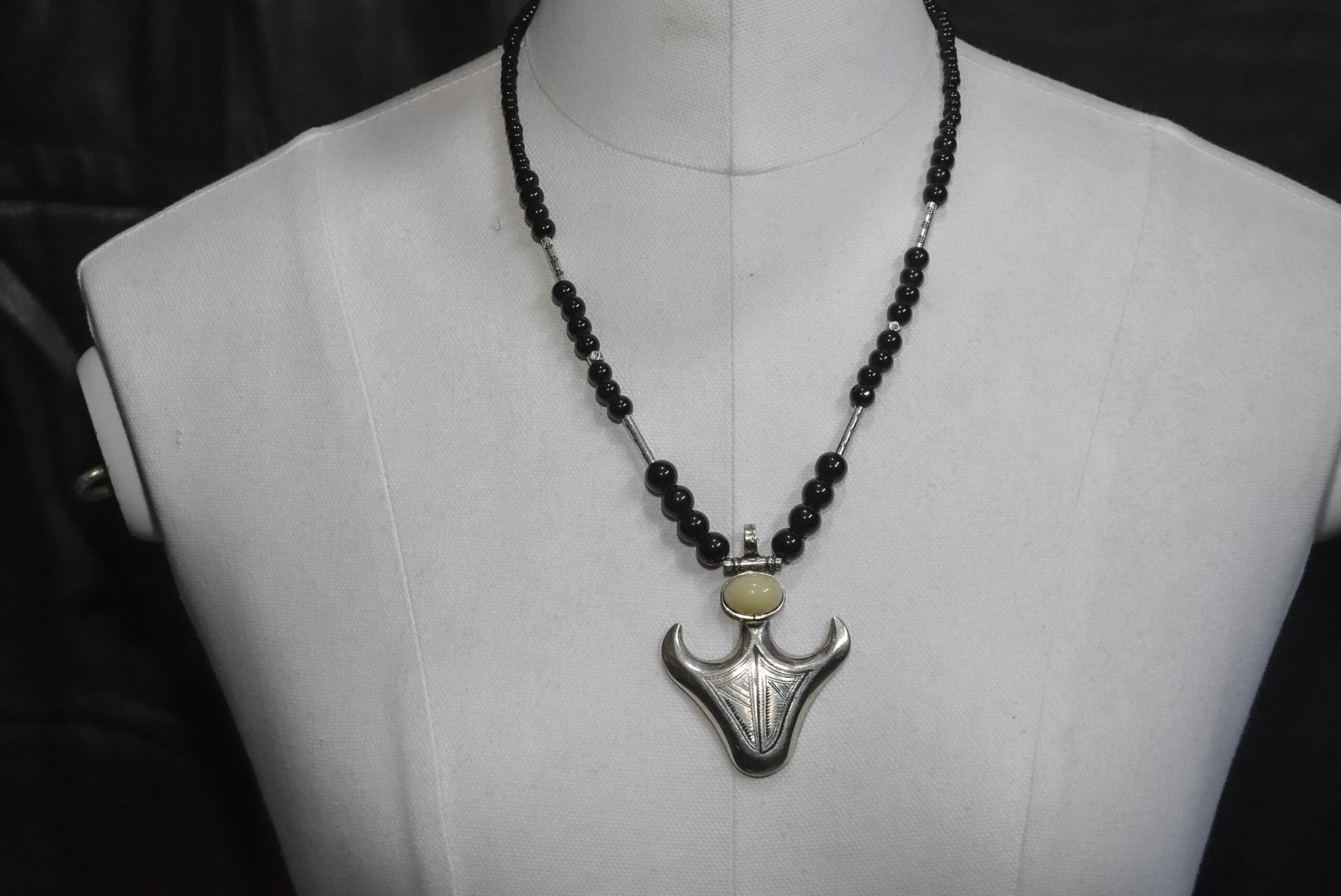 Ethnic tuareg Southern Cross Necklace Silver with onyx Beads from Tahouha Niger Tribe - Image 8