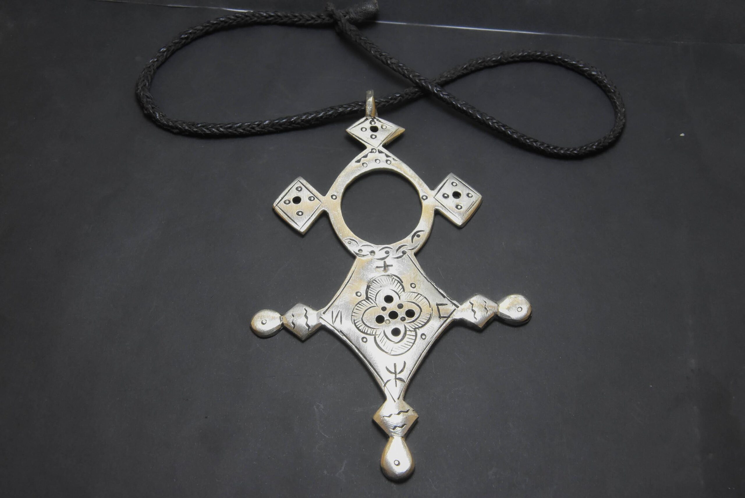 Tuareg old Cross, Silver, of the South, of Tahoua, African Jewelry from the Sahara Desert, Vintage, Ethno - Image 6