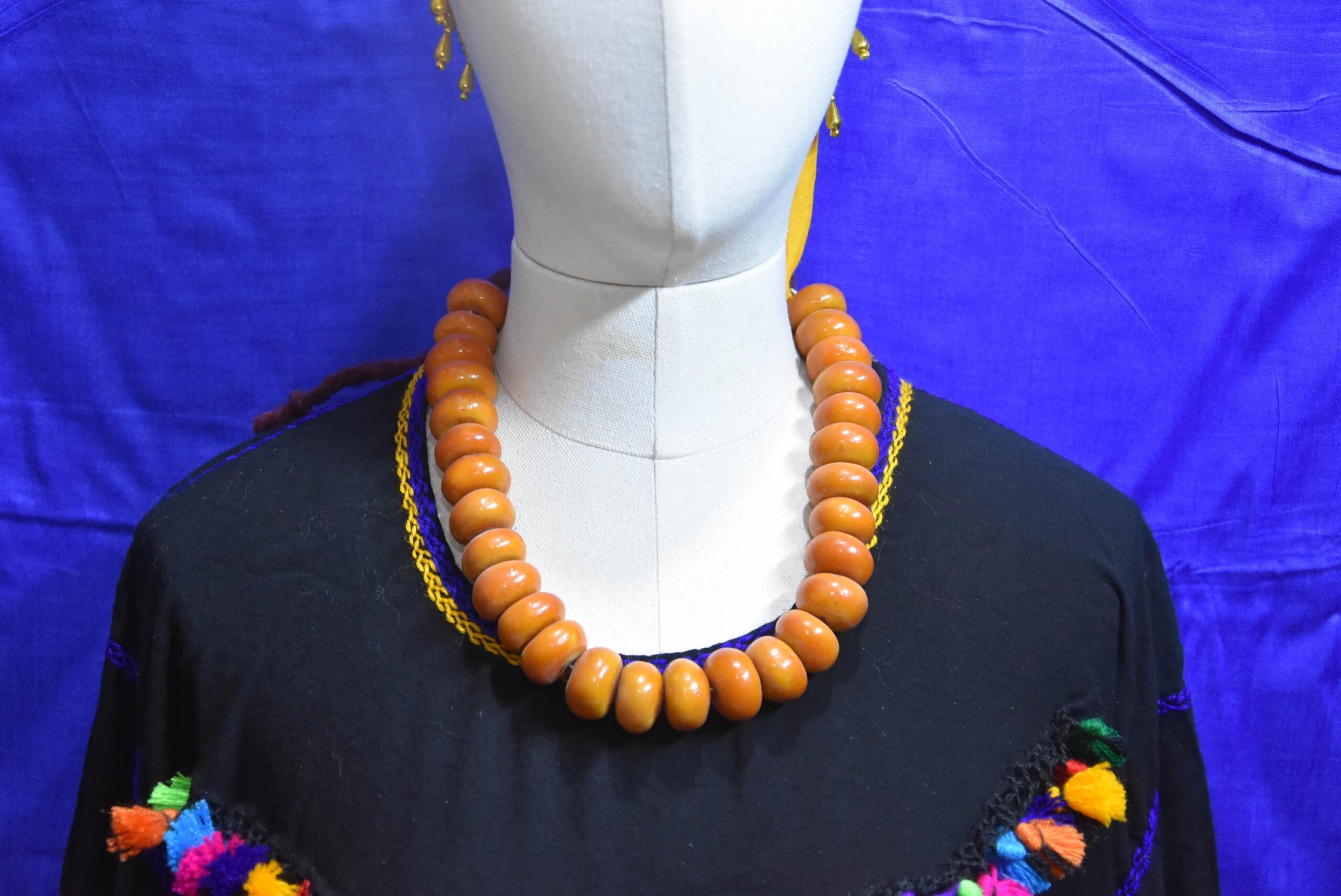Old Berber Necklace Ambar Resin, Amazigh Loban - Image 2