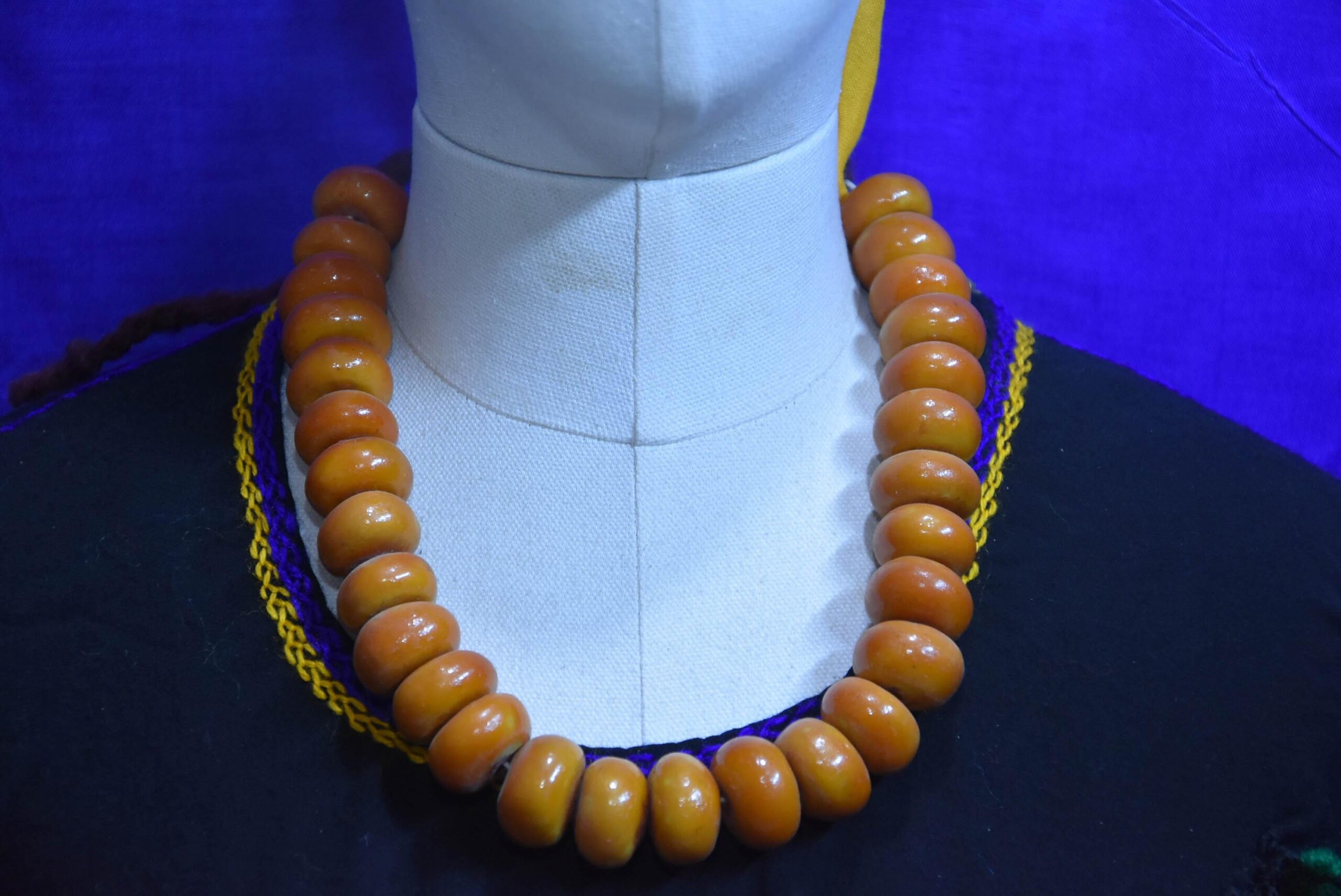 Old Berber Necklace Ambar Resin, Amazigh Loban - Image 6